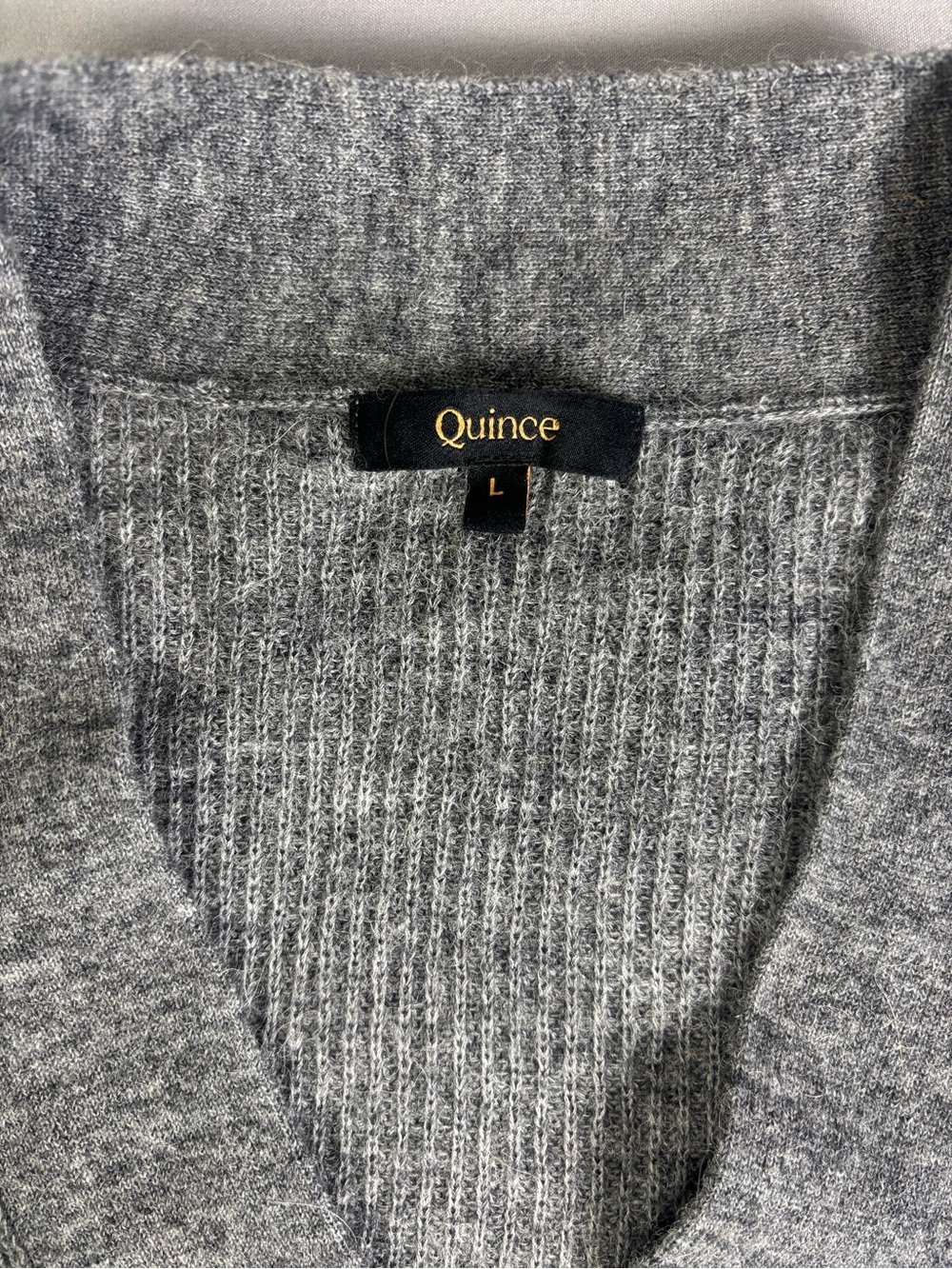 Quince Alpaca and Wool Gray Ribbed V-Neck Button Cardigan with Buttons Large - Picture 6 of 12